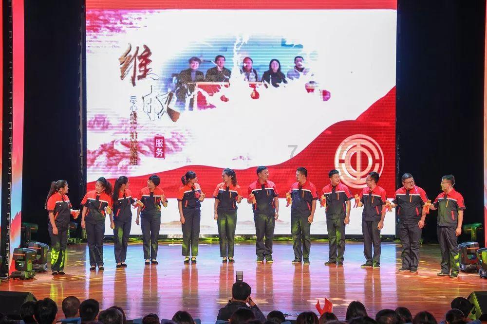 南方小土豆把儿童手表留给尔滨做纪念,妈妈哭笑不得定位找表